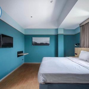 Mybed Chonburi Ξενοδοχείο Exterior photo