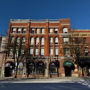 The Met Hotel Νιού Γουέστμινστερ Exterior photo