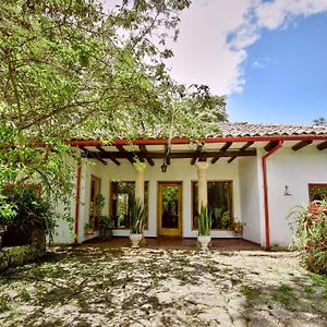 Hacienda Coloma Bed and Breakfast Fusagasuga Exterior photo