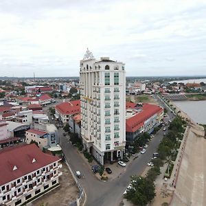 Lbn Asian Hotel Kampong Cham Exterior photo