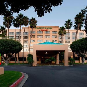 Courtyard By Marriott Cypress Anaheim / Orange County Ξενοδοχείο Exterior photo