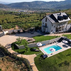 Hotel Boutique Finca Esencial Villafranca Del Bierzo Exterior photo