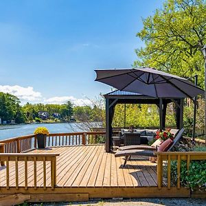 Charming Riverside Cottage, Walk To Beach Wasaga Beach Exterior photo