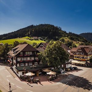 Hotel Lamm Baiersbronn Exterior photo