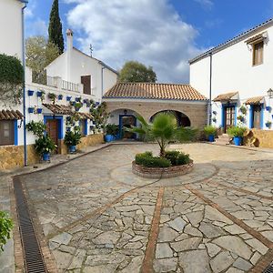 Apartamentos Turisticos Rurales Dos Fuentes Κόρδοβα Exterior photo