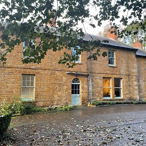 The Old Vicarage Bed and Breakfast Flore Exterior photo