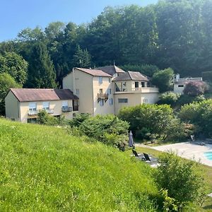 Domaine Du Moulin Vallee Heureuse Ξενοδοχείο Poligny  Exterior photo