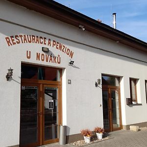 Penzion A Restaurace U Novaku Ξενοδοχείο Bítovany Exterior photo