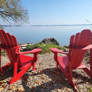 Unique Waterfront House With Private Beach Βίλα Gananoque Exterior photo