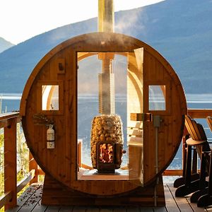 Kootenay Lakeview Retreats - Forest Cabin Βίλα Nakusp Exterior photo