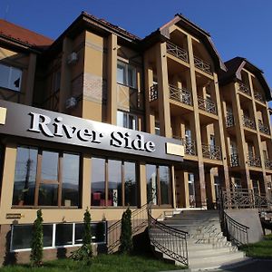 River Side Ξενοδοχείο Polyana  Exterior photo