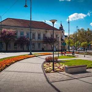 Berill Suites Sárvár Exterior photo