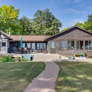 Family-Friendly Ottertail Home On Rush Lake! Exterior photo