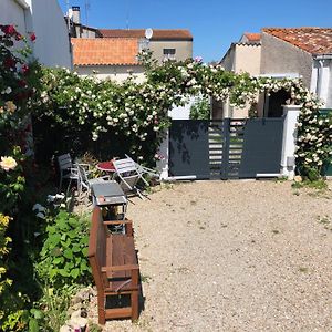 Au Pied De L'Ile Oleron Βίλα Bourcefranc Exterior photo