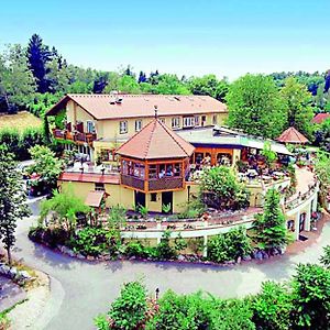 Hotel Restaurant - Haeuserl Im Wald Γκρατς Exterior photo