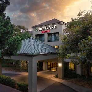 Courtyard By Marriott Stockton Ξενοδοχείο Exterior photo