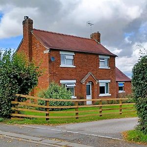 Little Harries Cottage - Surrounded By Open Fields Ρίπον Exterior photo