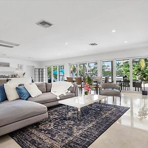 Miami Oasis Casa Vista Pool And Dock Βίλα Sunny Isles Beach Exterior photo