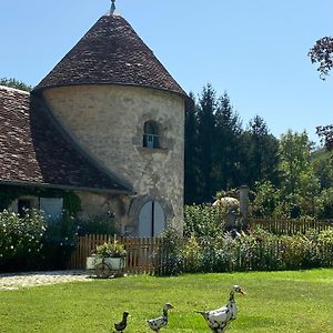 Le Colombier De Malpas Bed and Breakfast Quingey Exterior photo