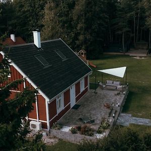 Hundi Puhkemaja Βίλα Hiiumaa Exterior photo