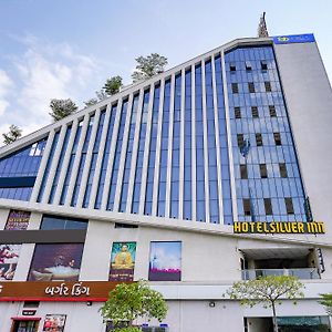 Fabhotel Silver Inn Αχμπανταμπάντ Exterior photo