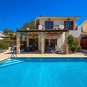 3 Bedroom Villa Athina With Private Pool And Golf Views, Aphrodite Hills Resort Κούκλια Exterior photo