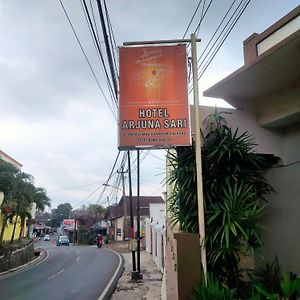 Hotel Arjuna Sari Bandungan Exterior photo