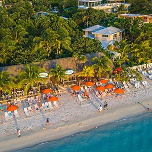 Paradise Beach Hotel & Resort West Bay Exterior photo