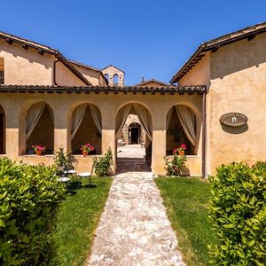 Ex Convento Santa Croce-Country Resort SantʼAnatolia di Narco Exterior photo