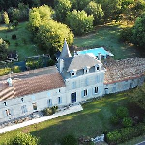 Domaine Du Grand Ormeau Bed and Breakfast Semillac Exterior photo