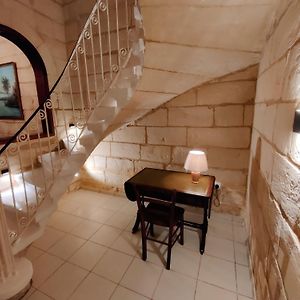 Peaceful Traditional Maltese Townhouse Βίλα Luqa Exterior photo