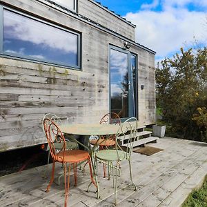 Tres Jolie Tiny House Tout Confort Βίλα Prat Exterior photo