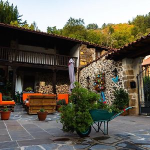 Posada Villa Matilde Cillorigo de Liebana Exterior photo