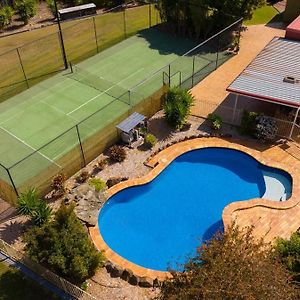 4B2B Dream Holiday House Pvt Tennis Pool Διαμέρισμα Browns Plains Exterior photo