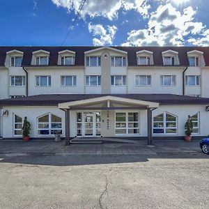 Am Motel Rimavska Sobota Exterior photo