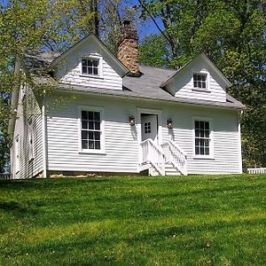 Historic Farmhouse By Nature Preserve Βίλα Τσάρλεστον Exterior photo