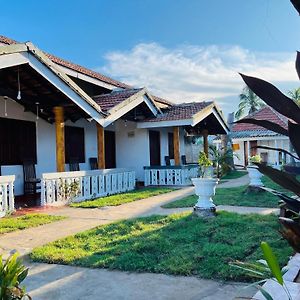 Little Fairy Home B&B Arugam Bay Exterior photo