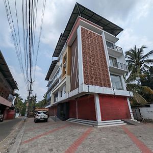 Lavanya Enclave Διαμέρισμα Vaikom Exterior photo