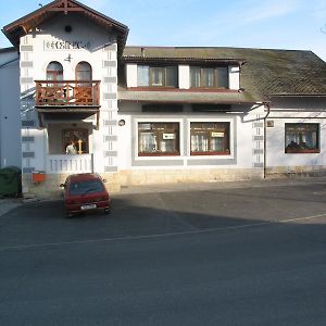 Penzion - Restaurace Na Vysince Ξενοδοχείο Turnov Exterior photo