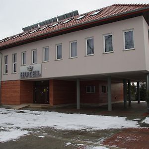 Hotel Pod Zlota Korona Οπόλε Exterior photo