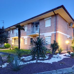 Hotel Alex Λινιάνο Σαμπιαντόρο Exterior photo