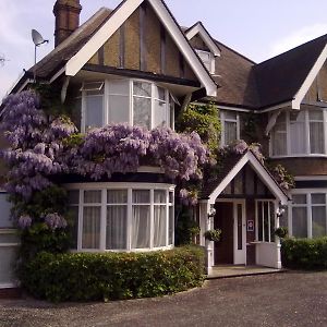 Cranston House Ξενοδοχείο East Grinstead Exterior photo