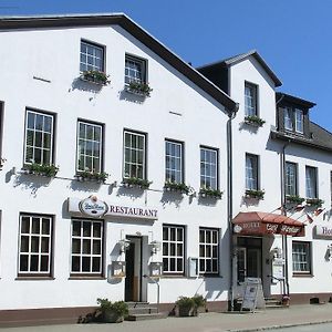 Hotel Hinz Bad Oldesloe Exterior photo