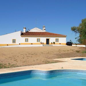 Monte Da Corte Ligeira Bed and Breakfast Cabeça Gorda Exterior photo