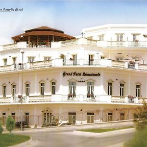 Hotel Rinascimento Καμπομπάσο Exterior photo