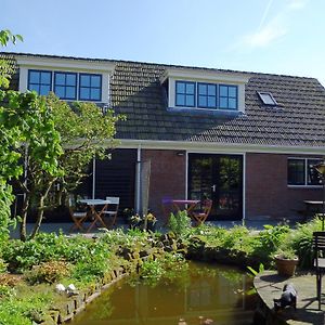 'T Laaisterplakky Bed and Breakfast Oude Bildtzijl Exterior photo