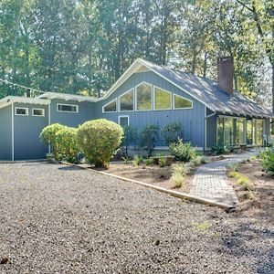 Cozy Abode With Yard About 1 Mi To Dtwn Summerville Exterior photo