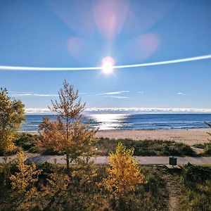 Luxury Villa On Lake Michigan Sheboygan Exterior photo