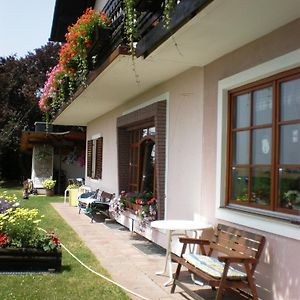 Haus Sundl - Privatzimmer Bed and Breakfast Emmersdorf an der Donau Exterior photo