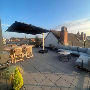 Penthouse With Awesome Terrace And Free Parking Διαμέρισμα Κόρτρικ Exterior photo